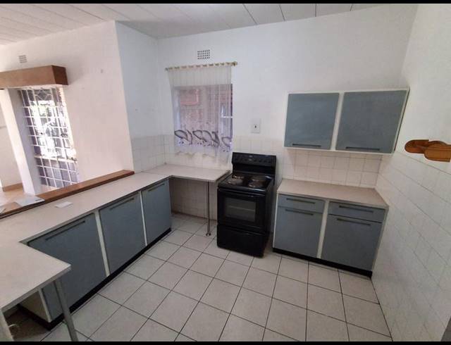 3 BEDROOM DUPLEX FOR SALE IN BRACKENHURST